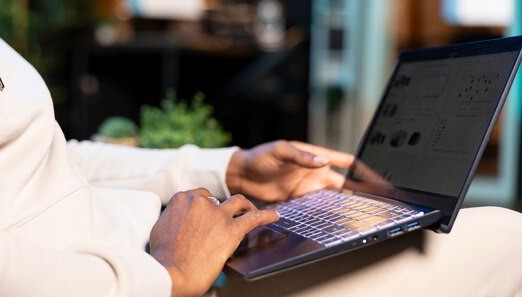 Tableaux de bord et analytics